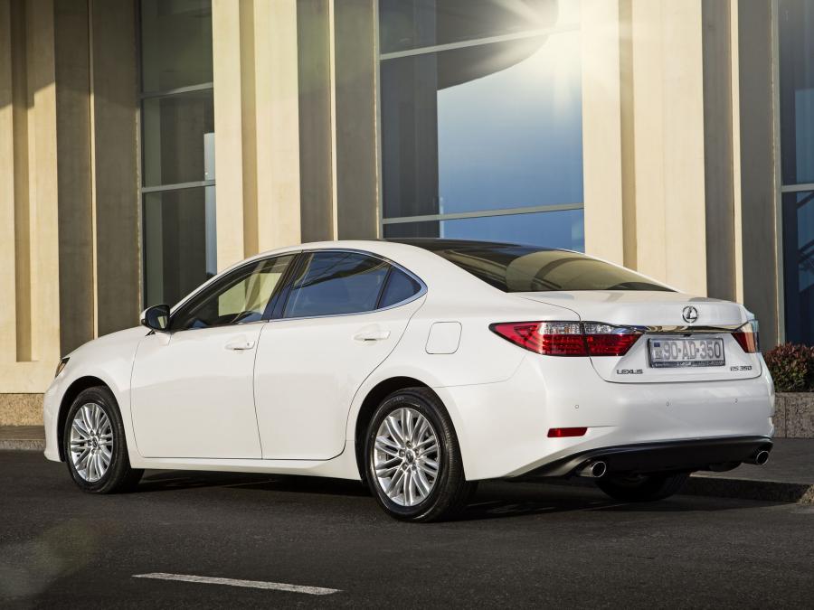  Lexus ES350 2013 года  (CIS) (фото 2 из 26)